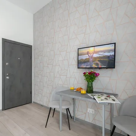 Smart App Near Railway Station Kvartet 3C Kyiv Exterior photo