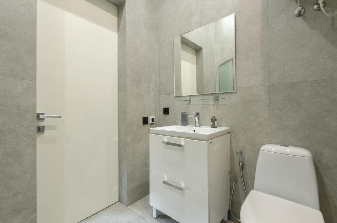 Smart App Near Railway Station Kvartet 3c Apartment