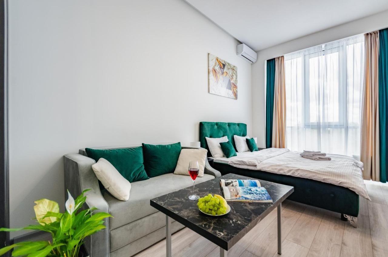 Apartment Smart App Near Railway Station Kvartet 3c