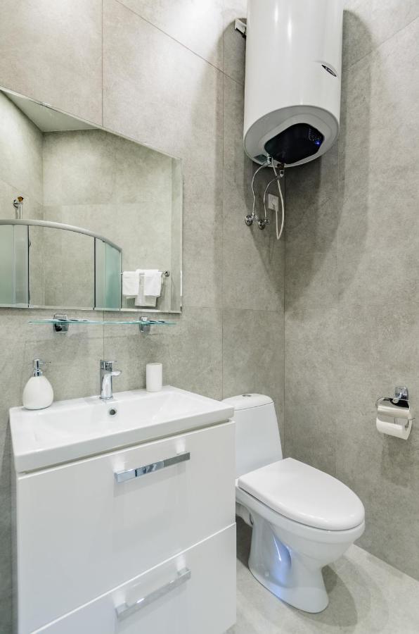 Apartment Smart App Near Railway Station Kvartet 3c